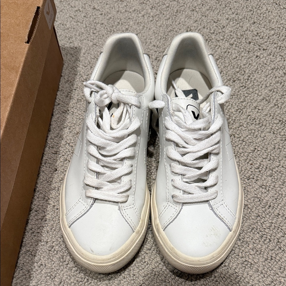 Veja White Sneakers - Picture 2 of 6